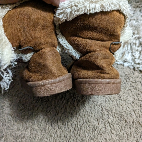 Kids Boots - Picture 4 of 10